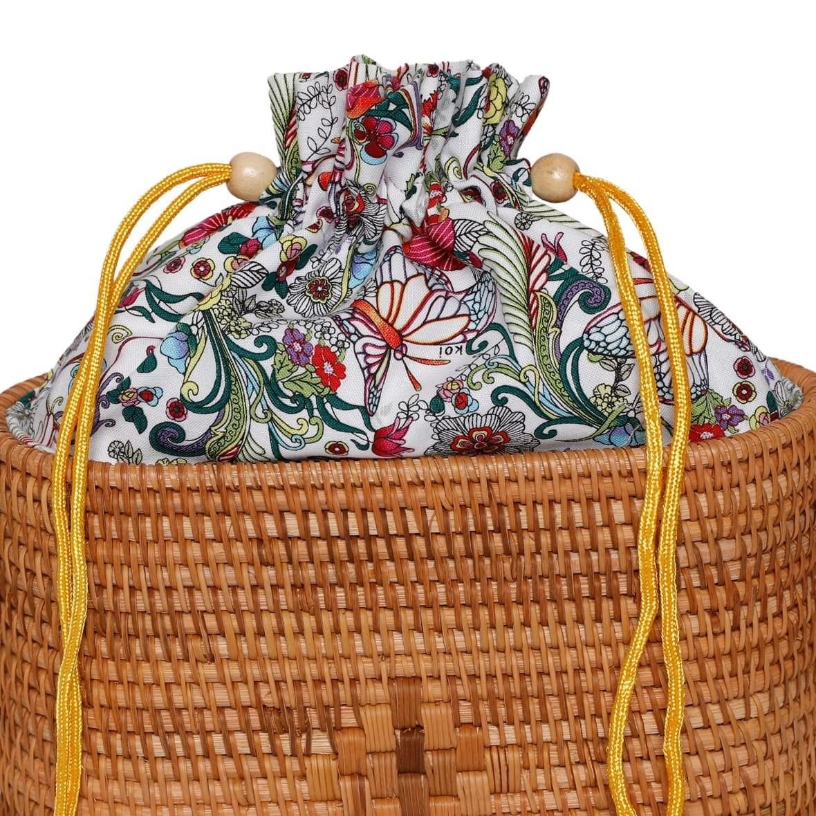 Bagoist 22 cm Büzgülü Silindir Rattan Çanta