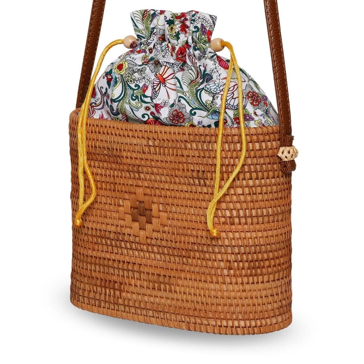 Bagoist 22 cm Büzgülü Silindir Rattan Çanta