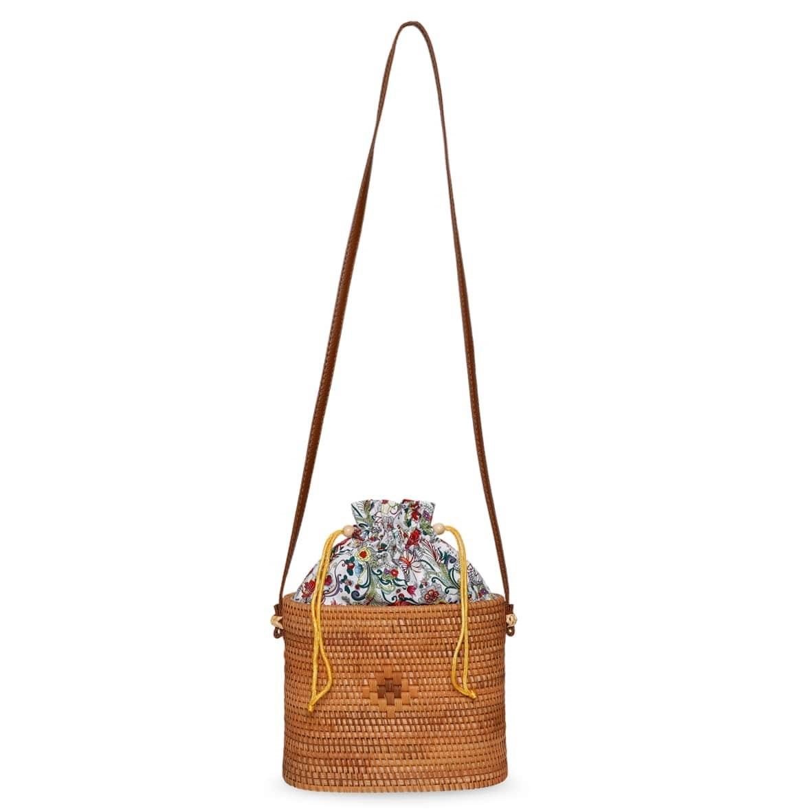 Bagoist 22 cm Büzgülü Silindir Rattan Çanta
