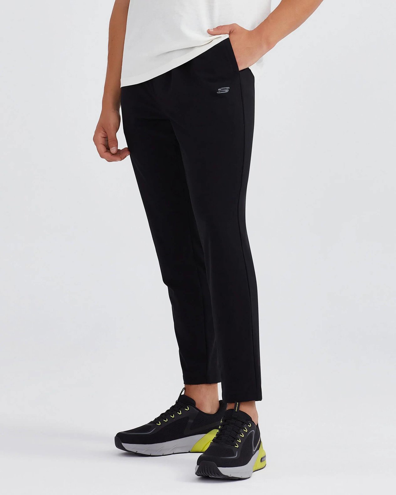 Skechers M Micro Collection Regular Woven Pant S222083-001 Erkek Spor Pantolon - Siyah