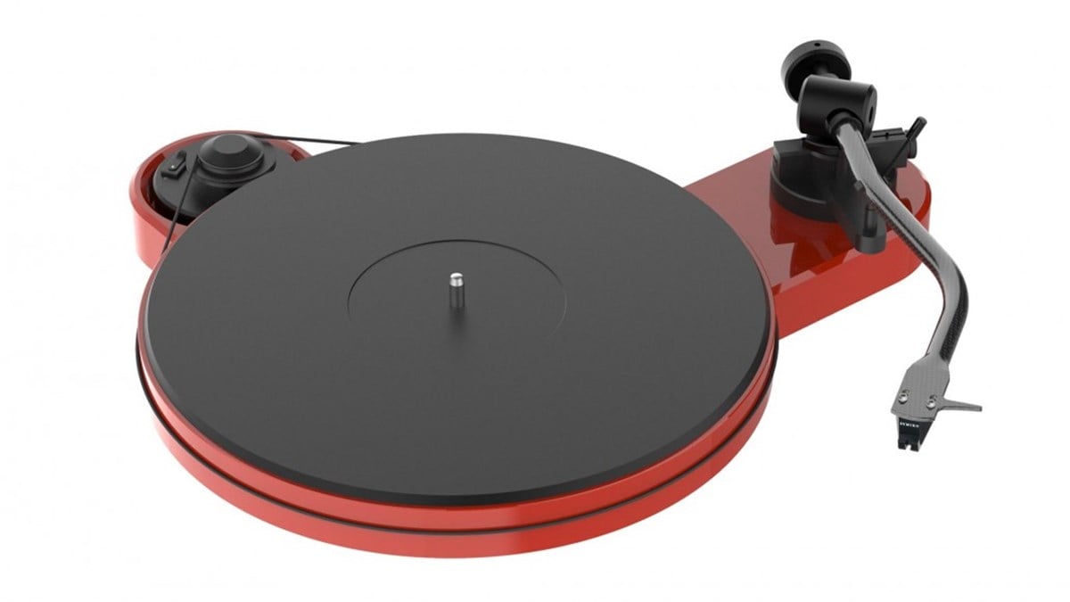 Pro-Ject Audio RPM 3 Carbon 2M Silver İğneli Kırmızı Pikap