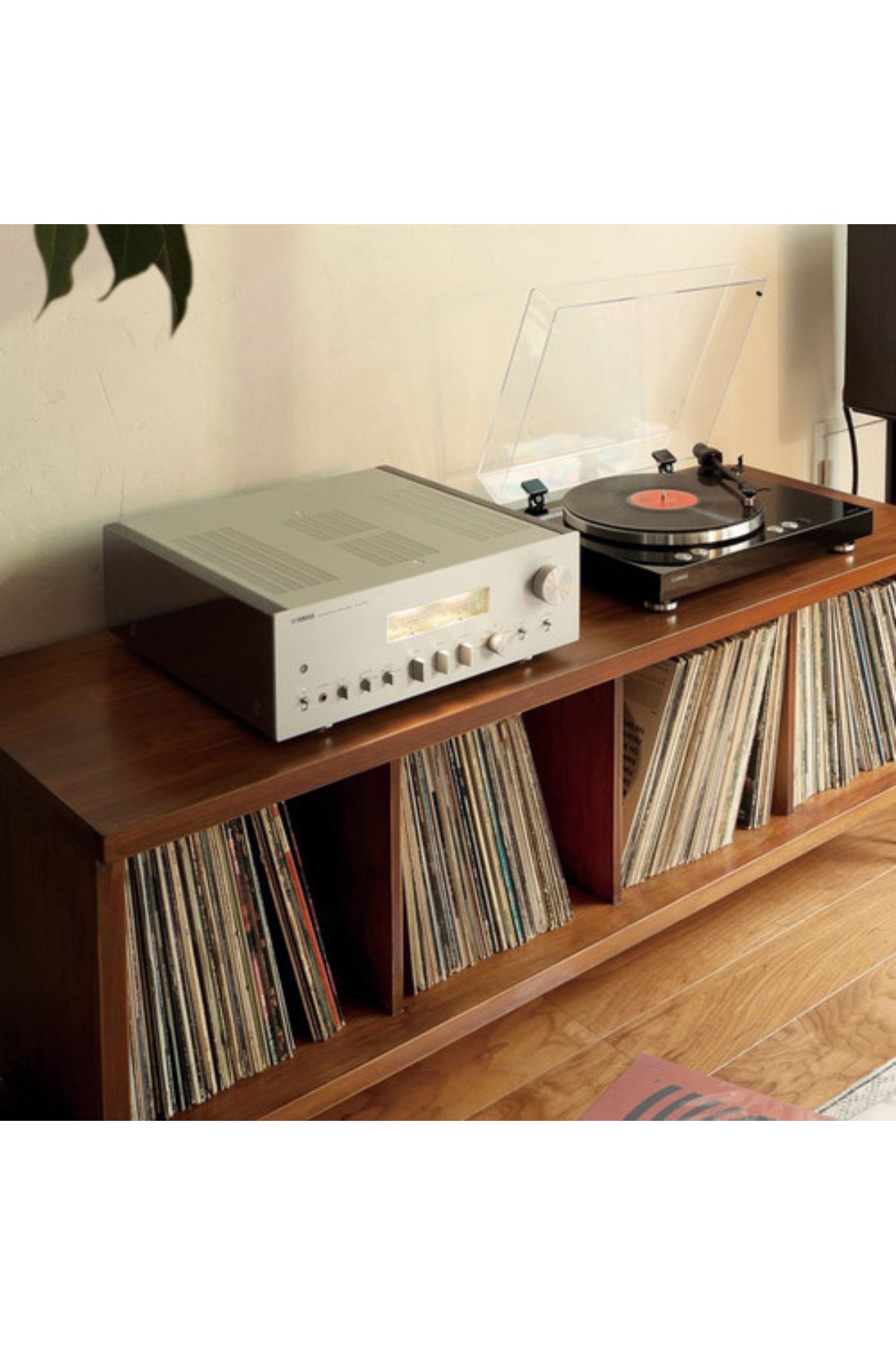 Yamaha A-S2200 Stereo Amplifikatör Gümüş