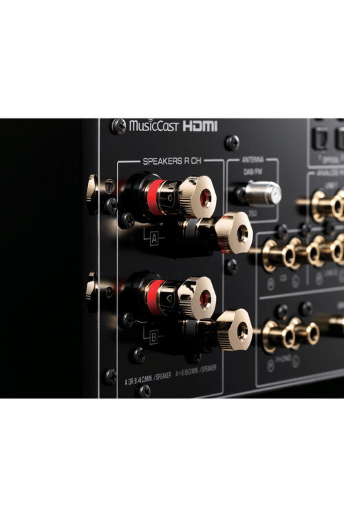 Yamaha R-N2000A 2.1 Kanal Network A/V Amplifikatör Siyah