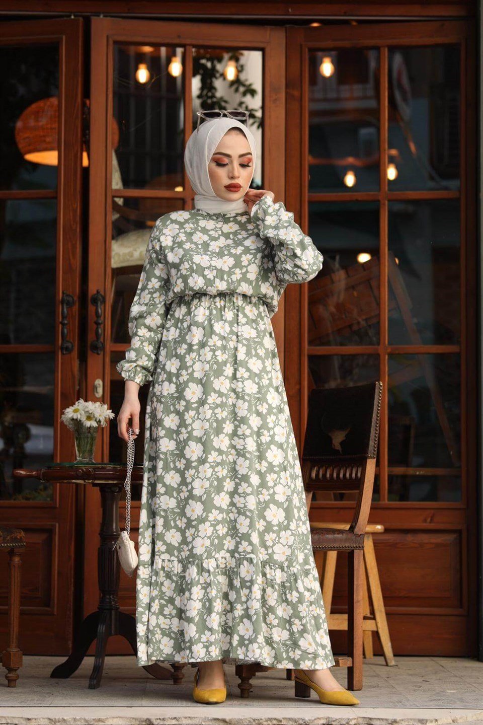 Papatya Desenli Tesettür Elbise BLB 8800-15 Yeşil