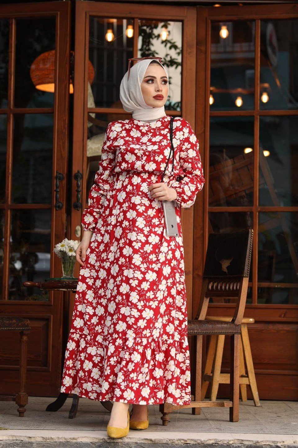 Papatya Desenli Tesettür Elbise BLB 8800-16 Kırmızı