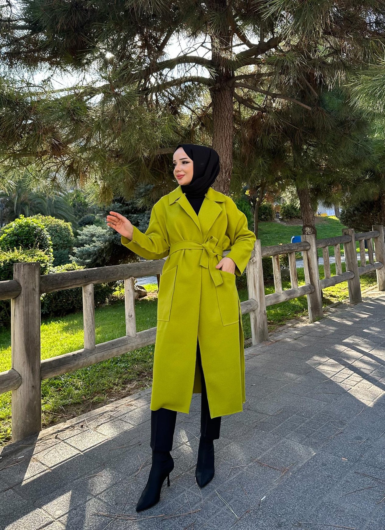 Torba Cepli Tesettür Kaşe Kaban 4006 Yağ Yeşili