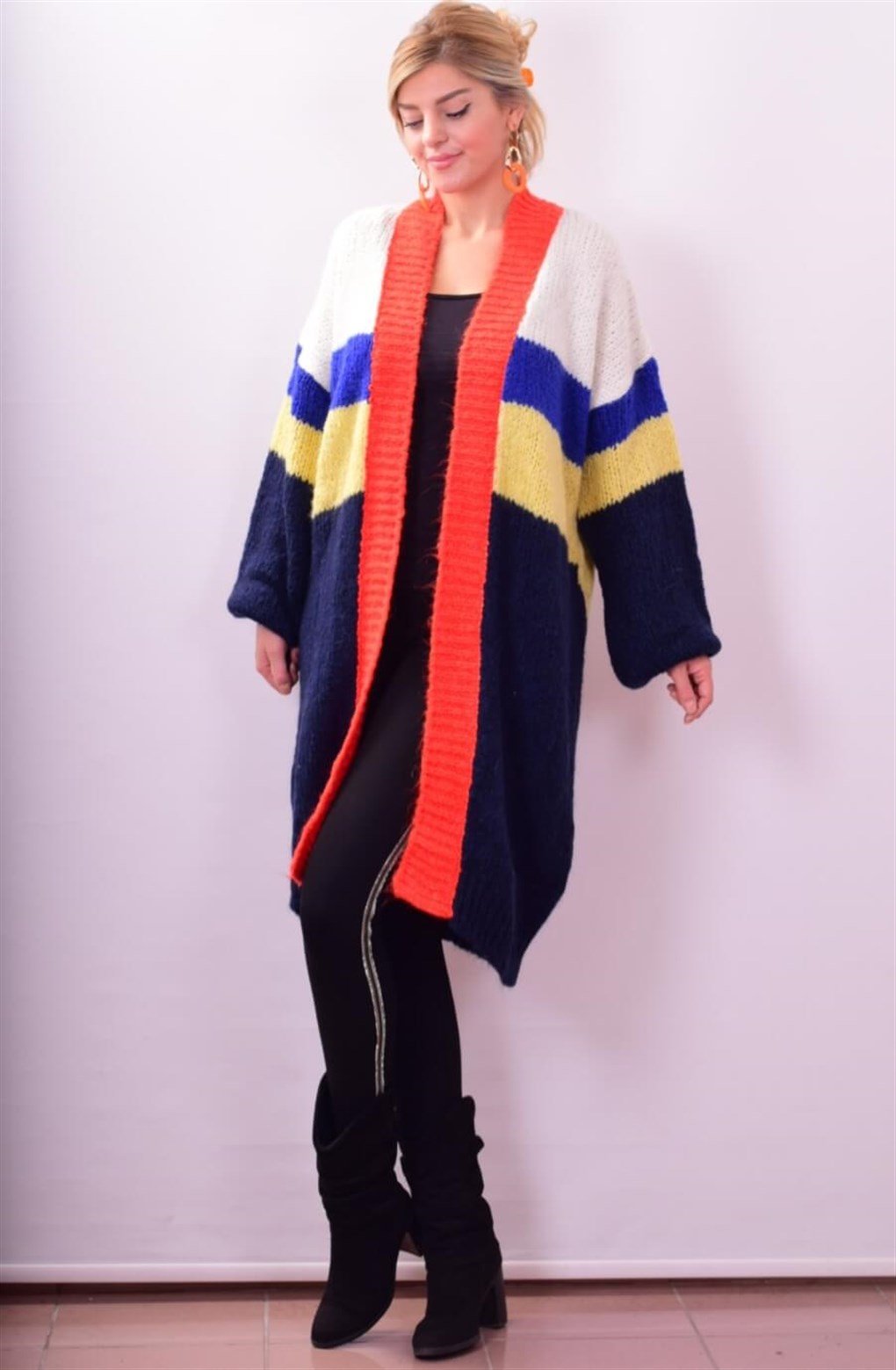 2327 HIRKA