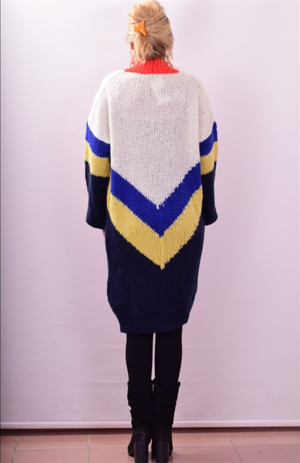 2327 HIRKA