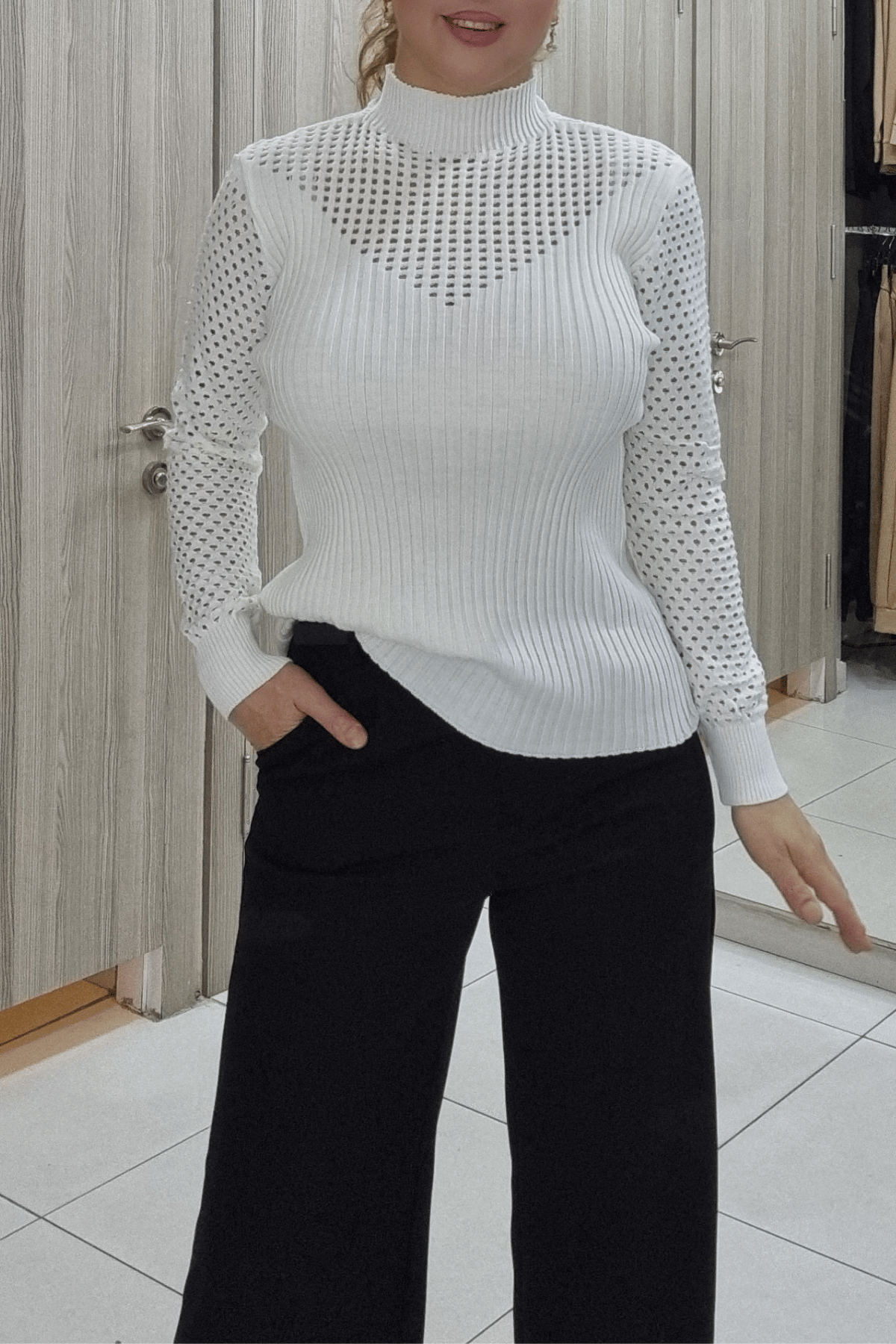 Bluz 2850 Siyah Yarım Balıkçı File Detaylı Bluz - Maya Butik