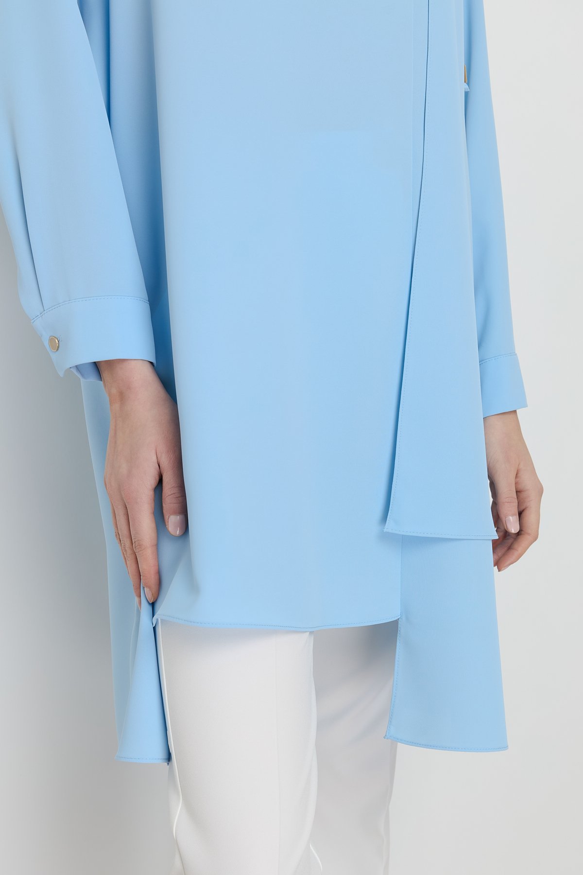 NİHAN Tunic Nihan Asimetrik Kesimli Aksesuar Detaylı Şık Tunik  Açık Mavi_modest