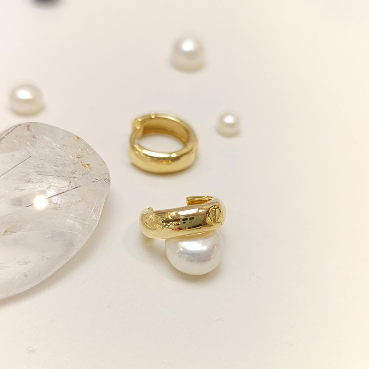12.5mm Klasik Bombeli Halka Küpe 14 Ayar Altın HD VİDEOLU