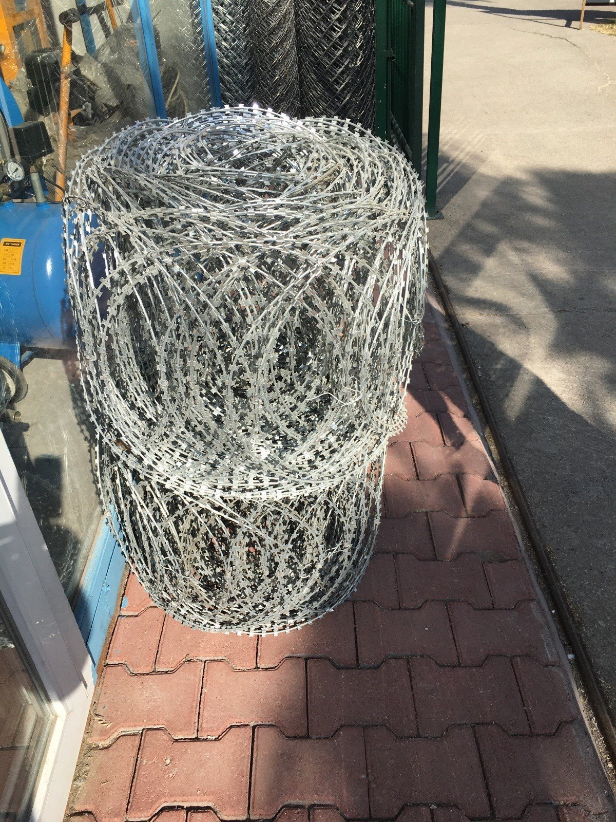 Jiletli Tel Düzlemsel