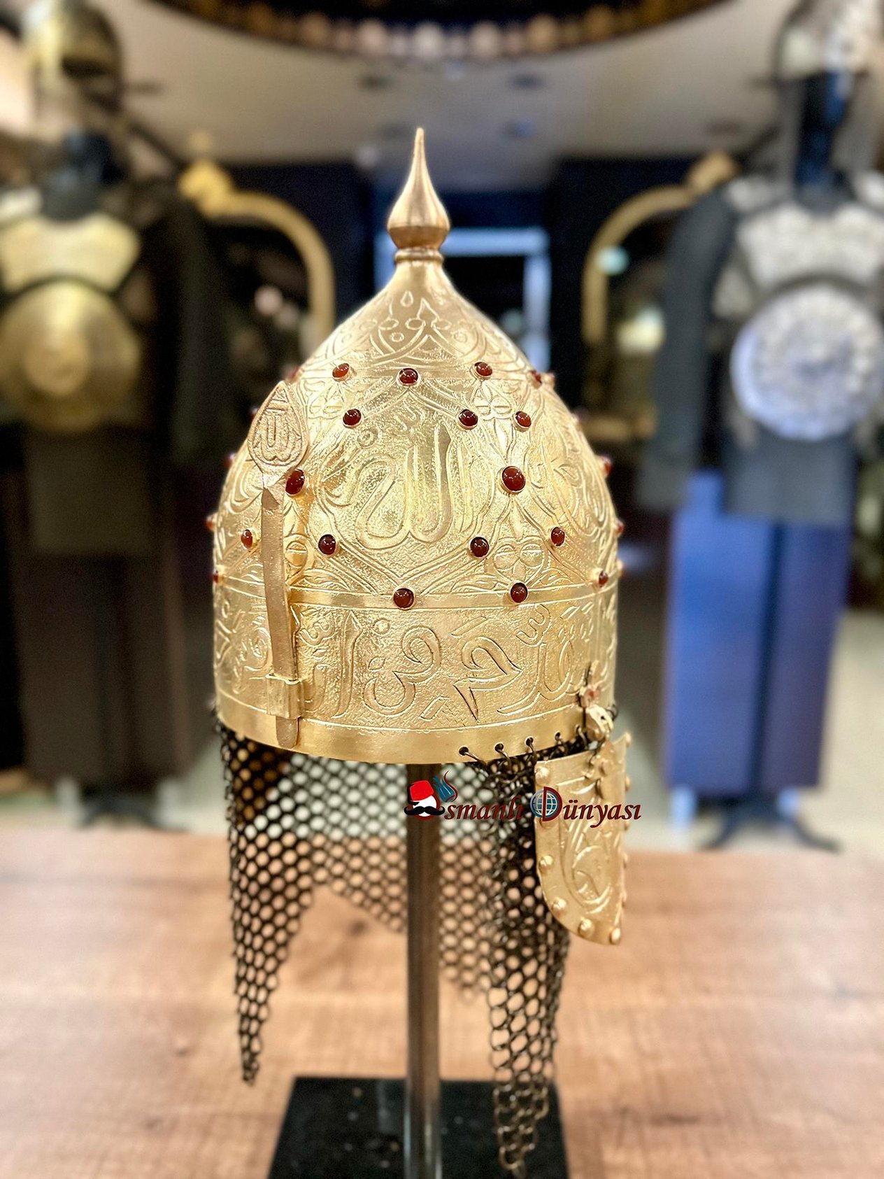 Minyatür Fatih Sultan Mehmed Miğferi