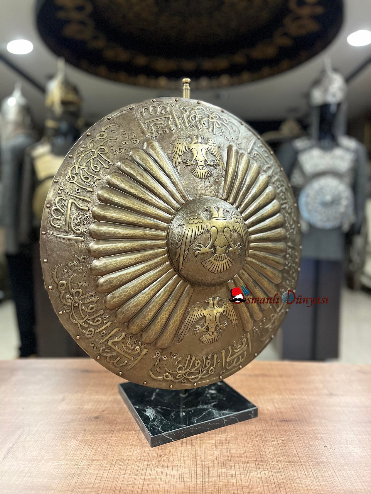 Selçuklu Hükümdar Kalkanı - Fetih Sureli