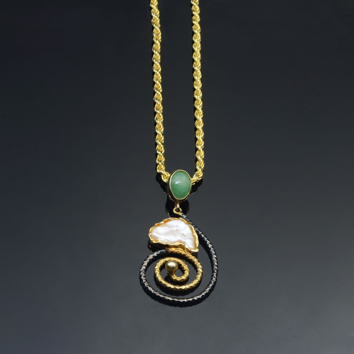 Magic of Pearl Necklace