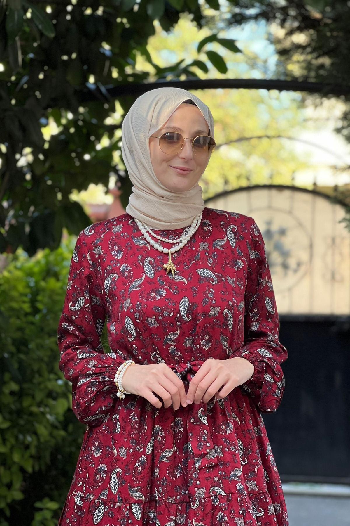 Duru Bordo Şal Desenli Büzgülü Elbise