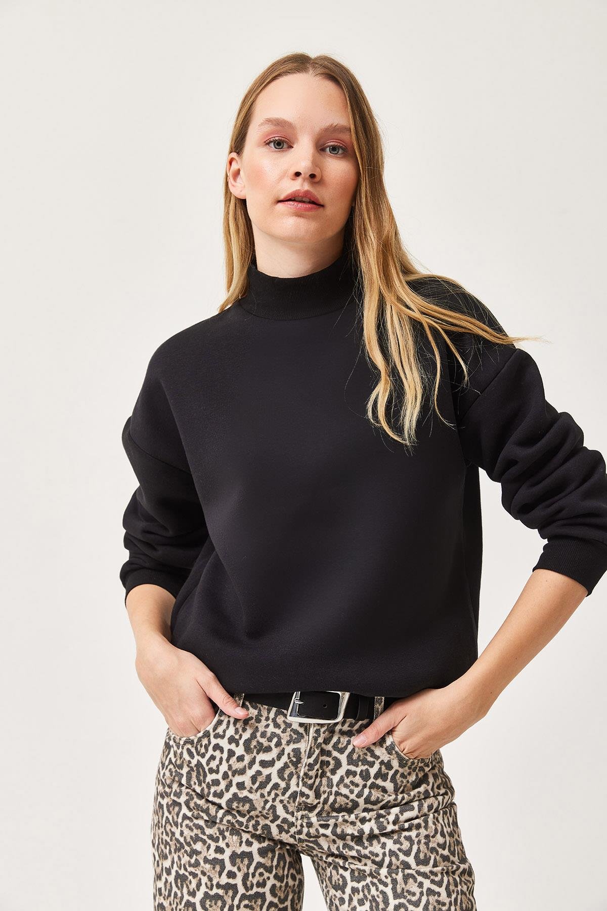Balıkçı Yaka Şardonlu 3 ip Örme Sweatshirt Siyah