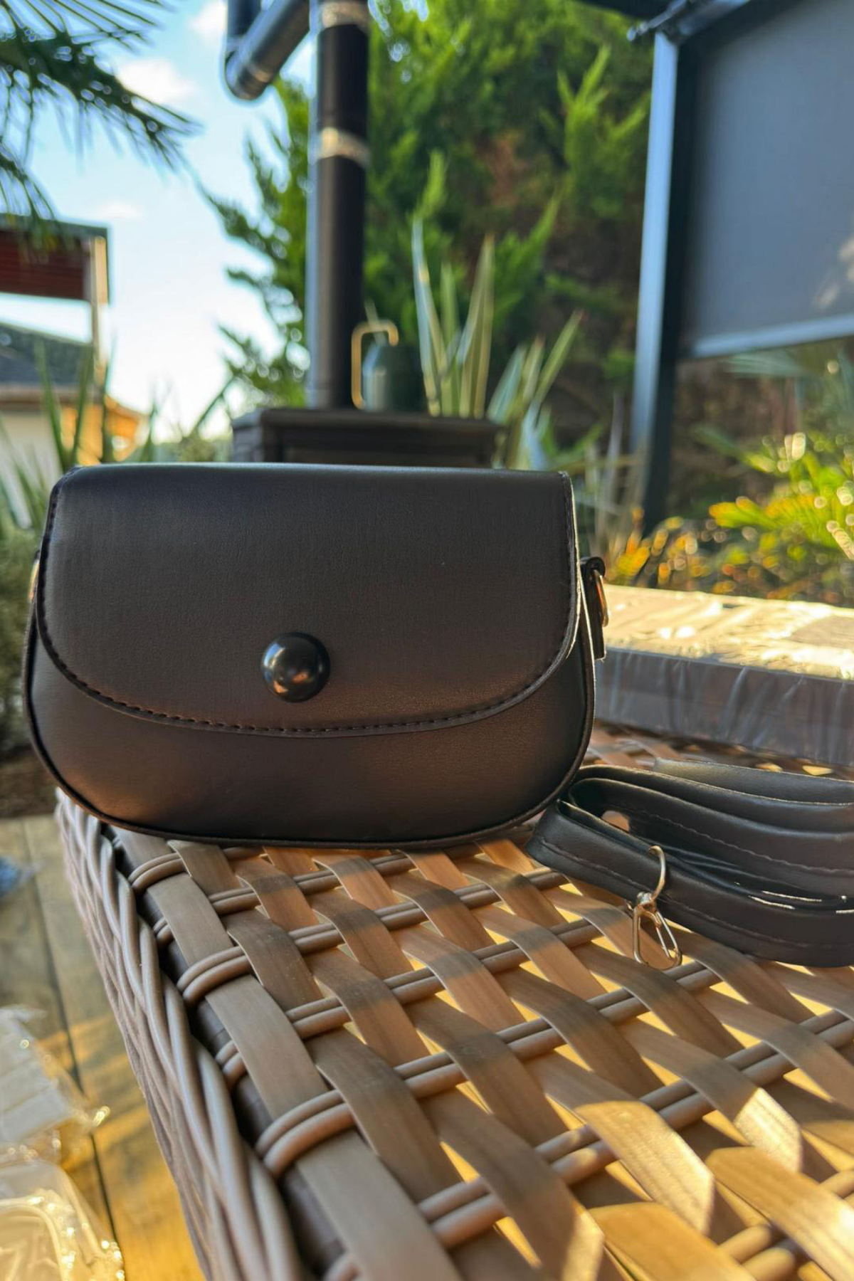Siyah Mini Boy Düğme Detaylı Omuz Çantası 