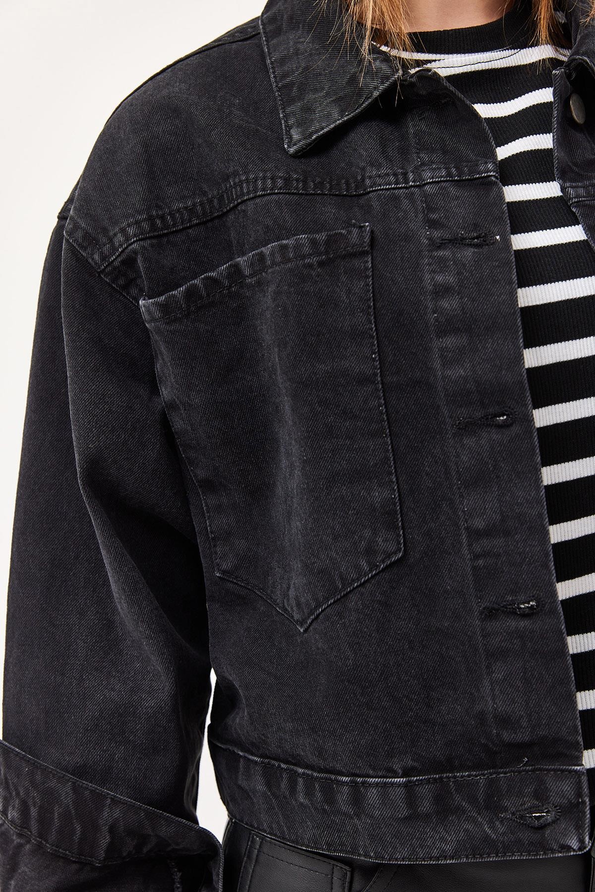 Cep Detaylı Denim Ceket Siyah