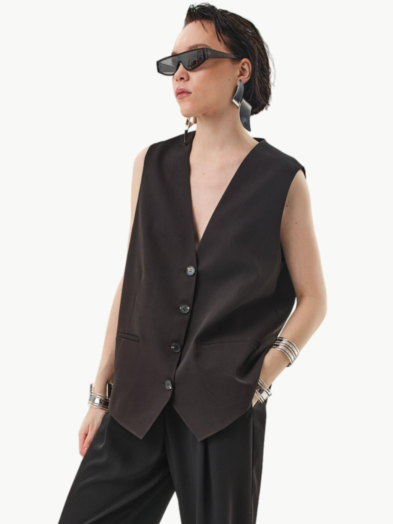 24SS106002 4002 siyah yelek- numune Kategorisiz Modelleri