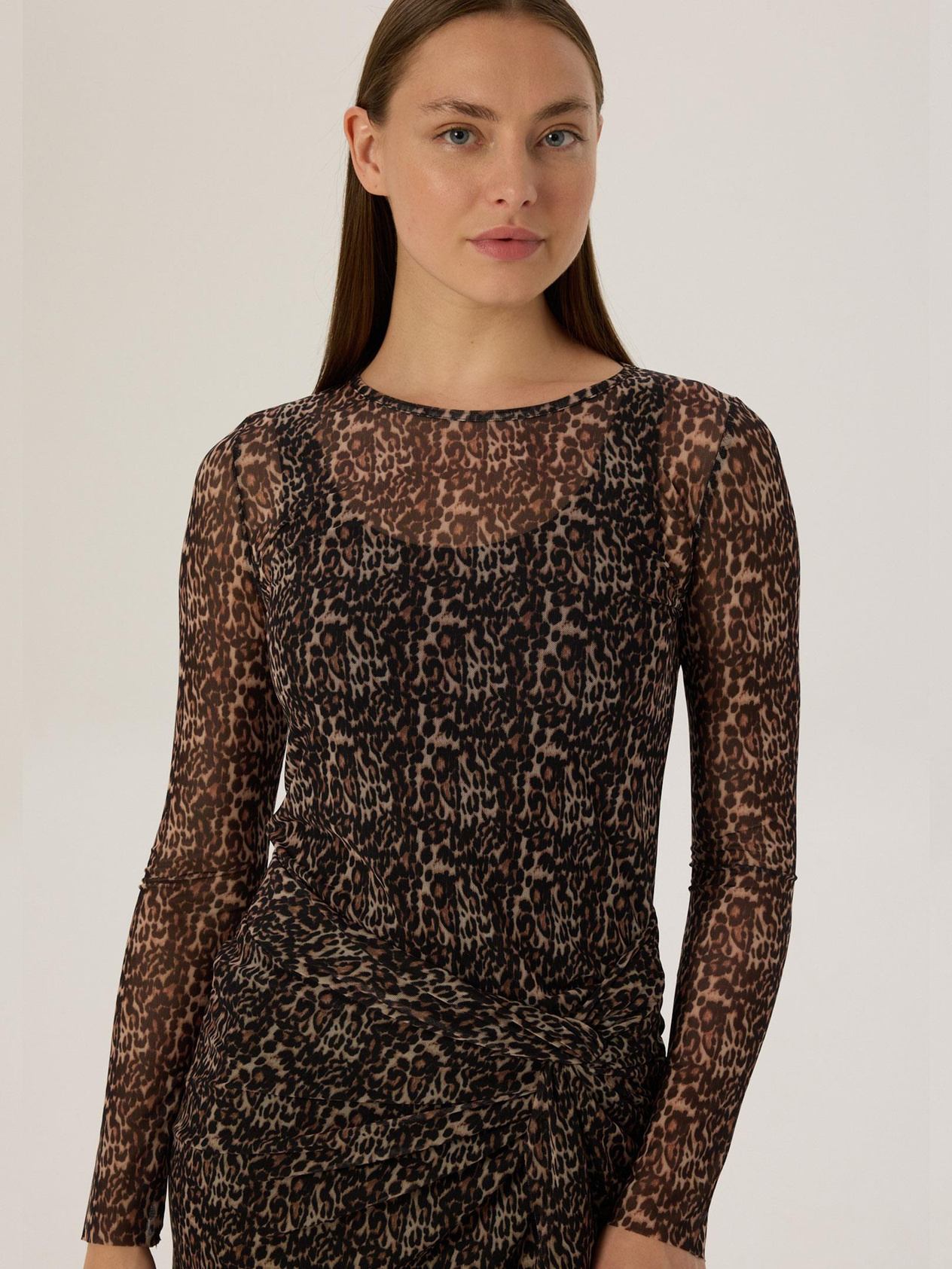 24SS109025 BİSİKLET YAKALI DESENLİ TÜL BLUZ Kategorisiz Modelleri