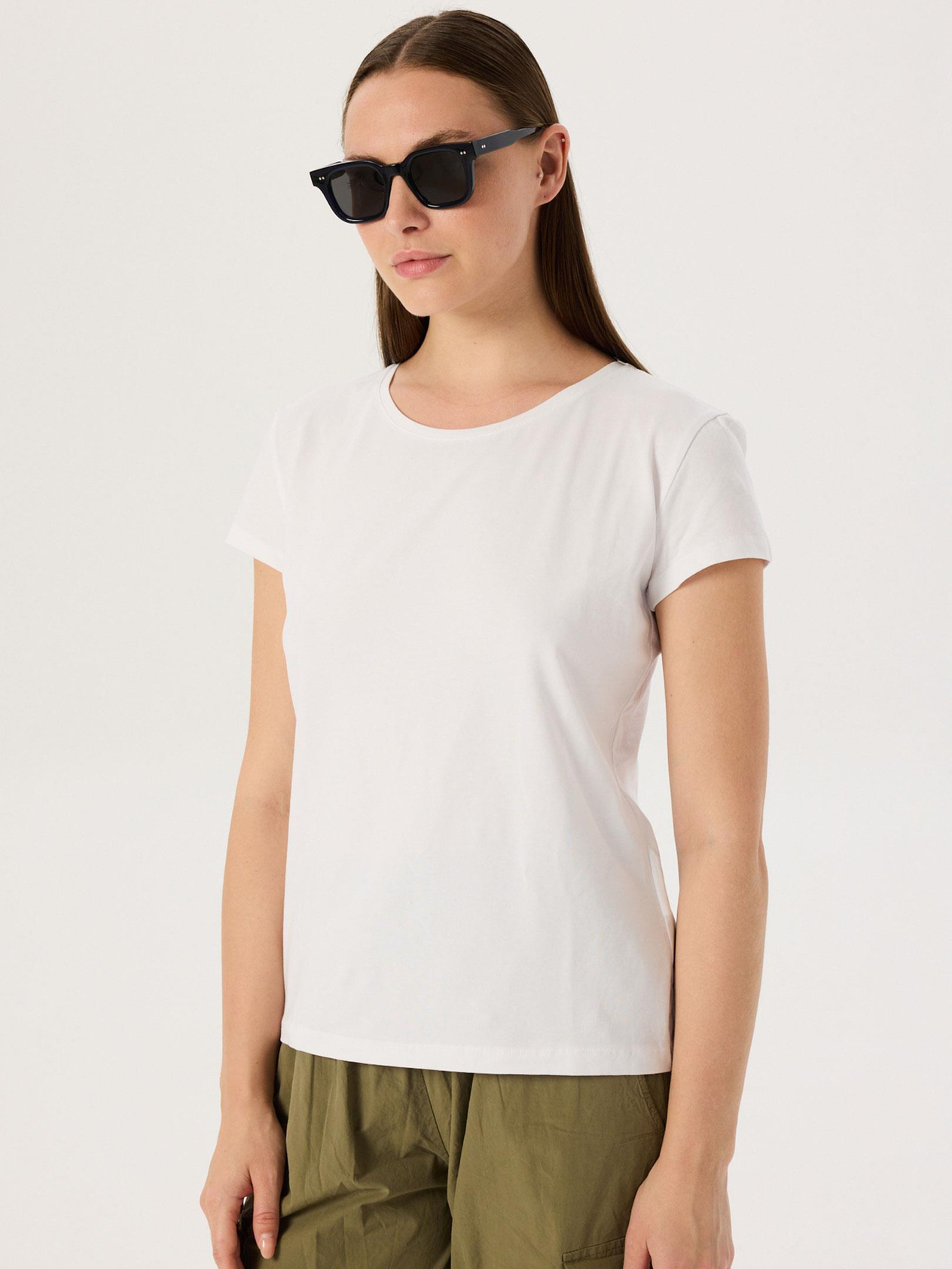 Biker Collar Basic T-Shirt - White T-shirt Modelleri