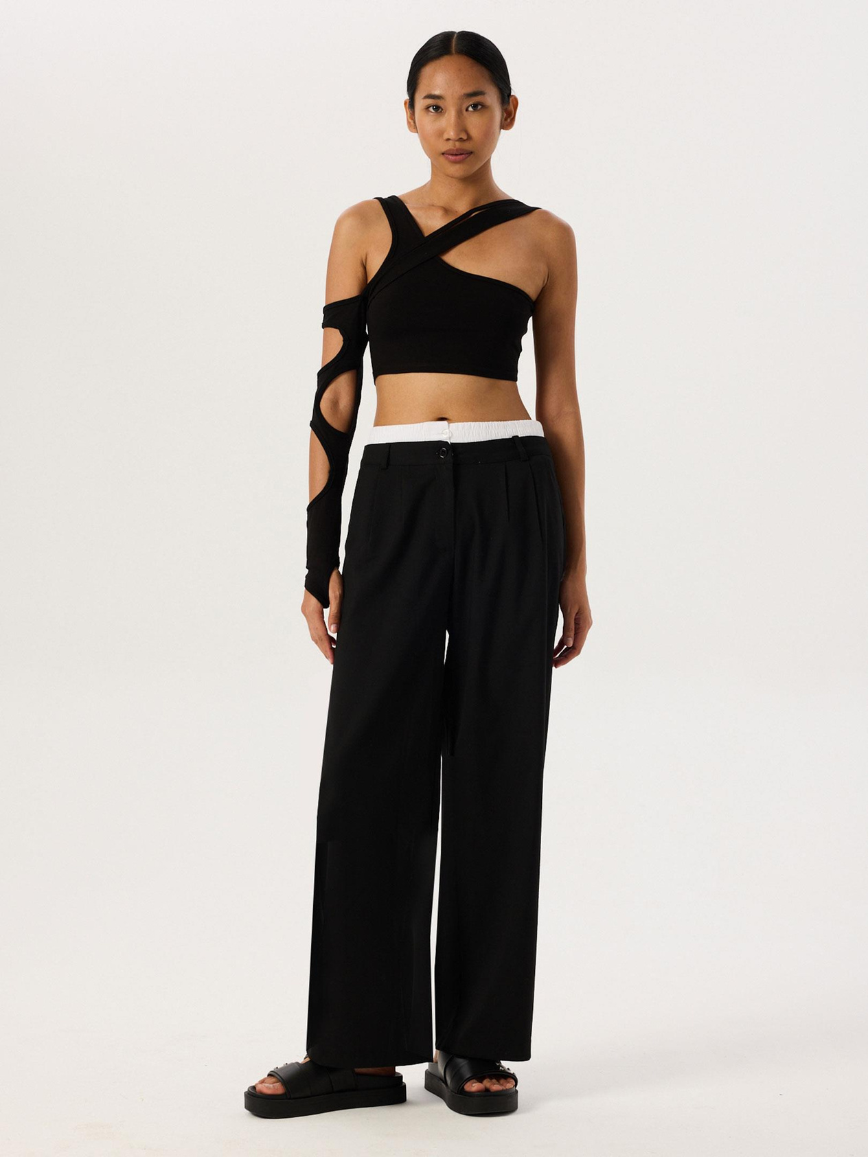 Cross Strap One Shoulder Crop Top - Black Body & Blouse Modelleri