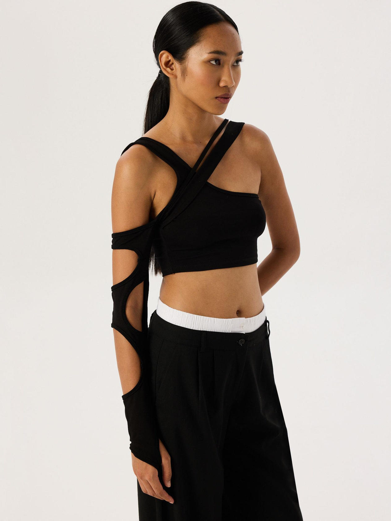 Cross Strap One Shoulder Crop Top - Black Body & Blouse Modelleri