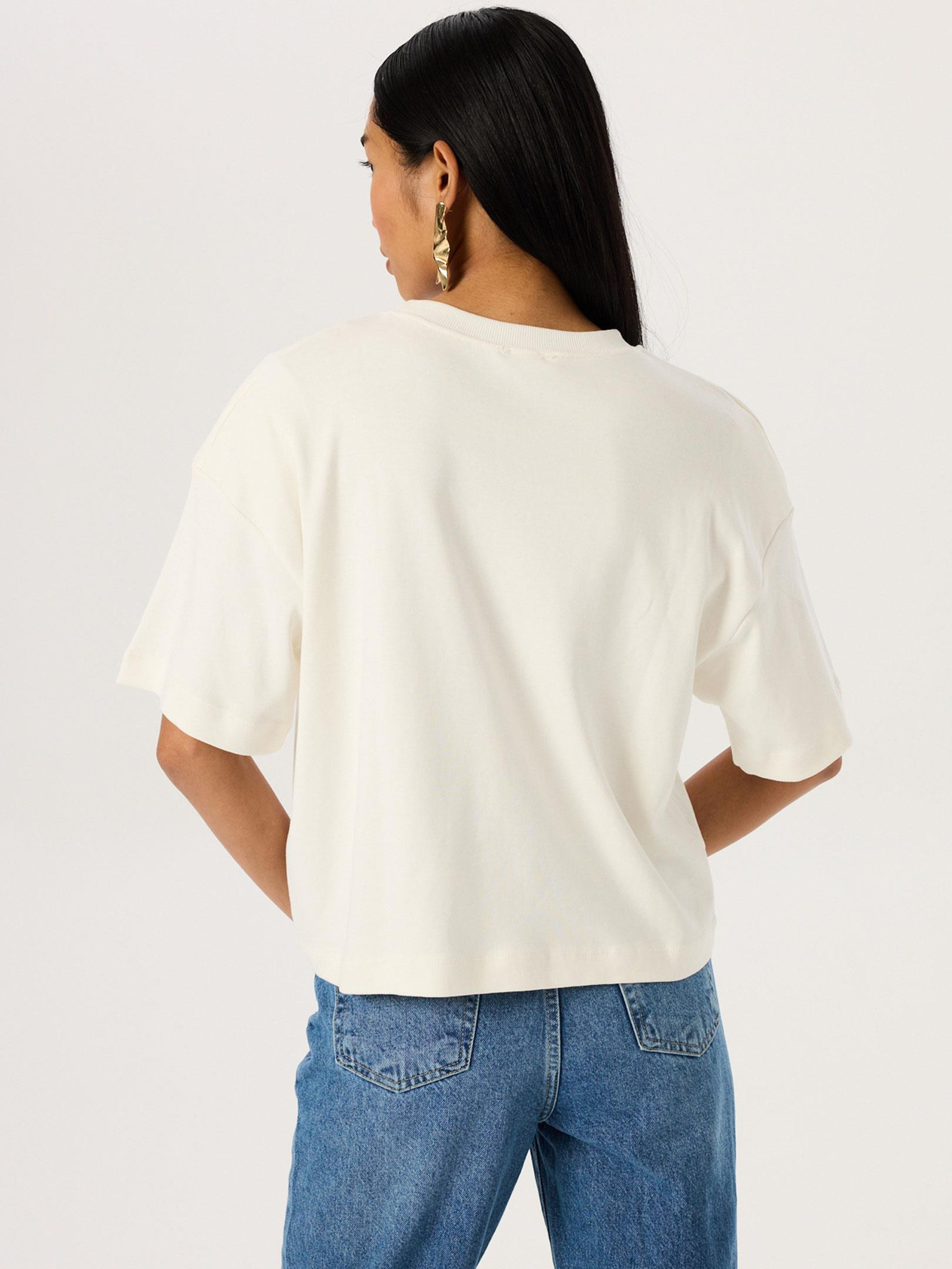 Ribana Yaka Detaylı Kısa Kol VatkalıT-Shirt - Beyaz T-shirt Modelleri