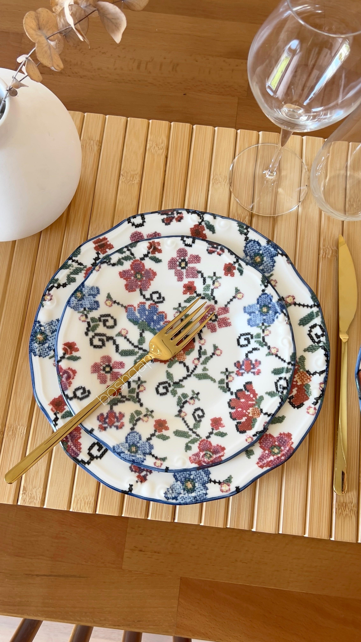 Kanaviçe Desen 6 Kişilik 24 Parça Porselen Yemek Seti