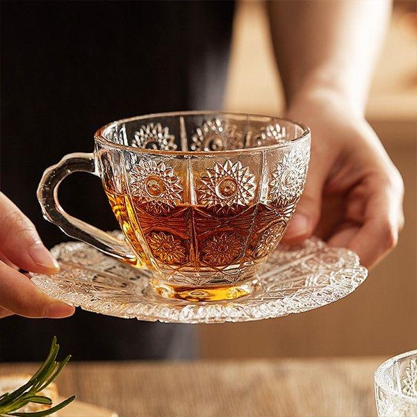 İşleme Desen 6 Kişilik 12 Parça Cam Çay/Nescafe Takımı