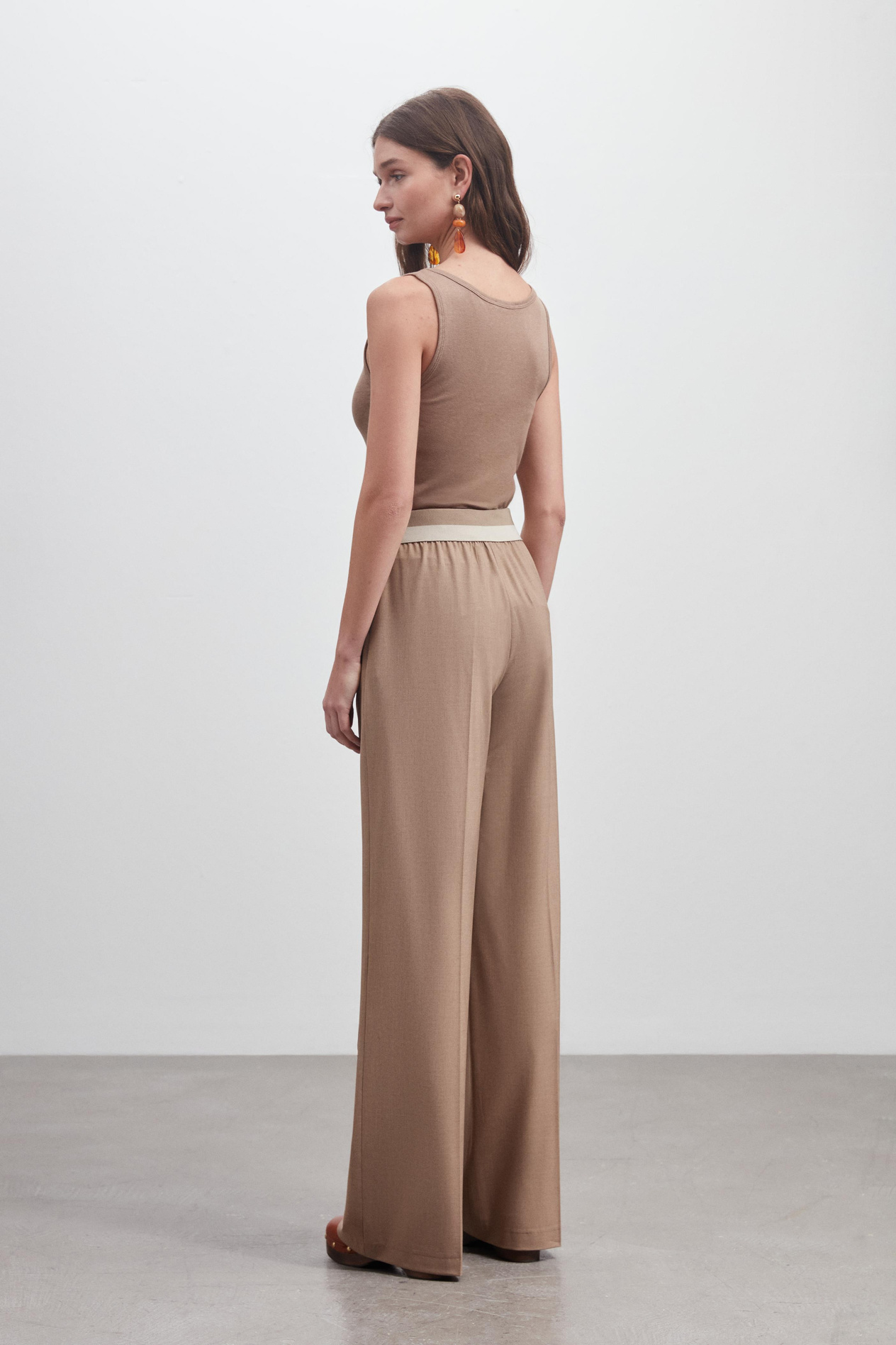 BEL LASTİK AKSESUARLI WIDE LEG PANTOLON