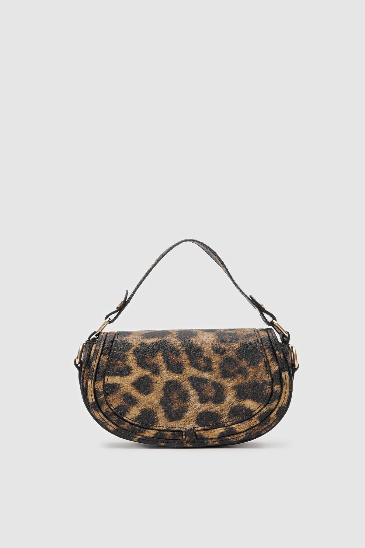 Blu Kapaklı Çapraz Çanta Leopar Desen