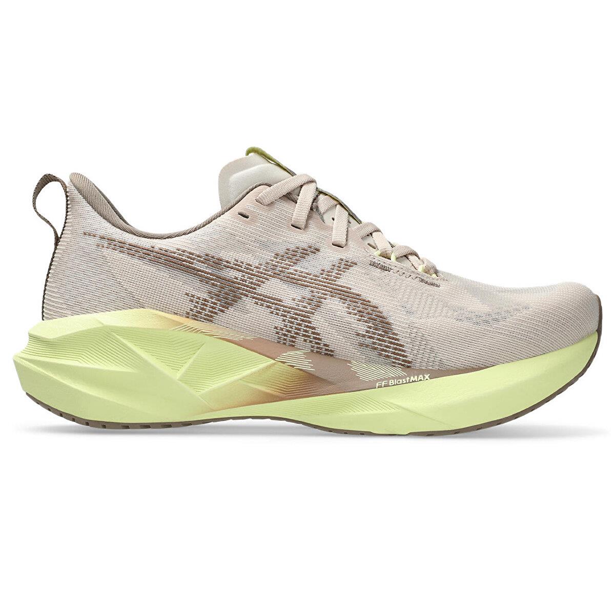 Asics Novablast 5 Kadın Bej Koşu Ayakkabısı