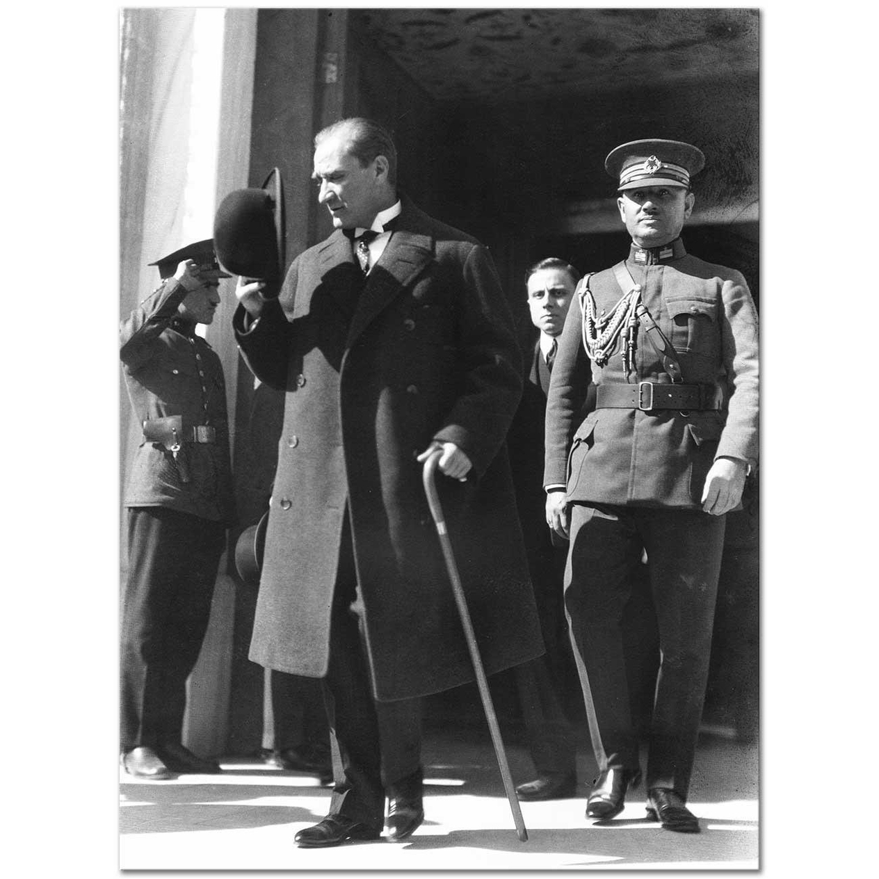 Atatürk Meclis Kapısında Kanvas Tablo