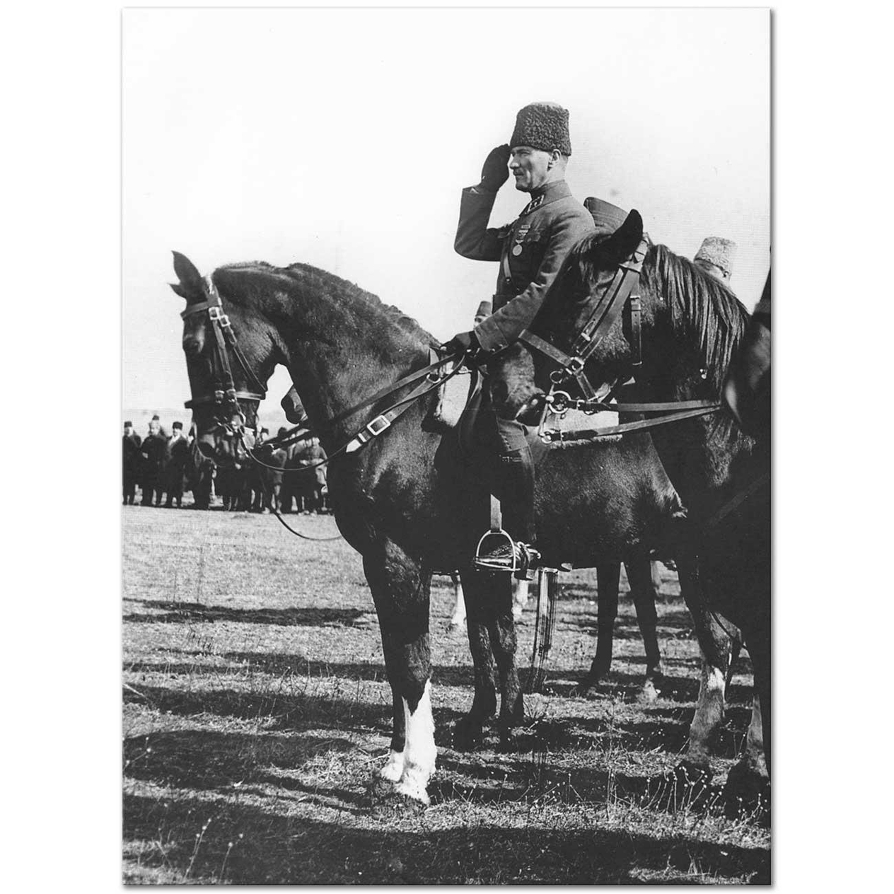 Atatürk Tatbikatı İzlerken Kanvas Tablo