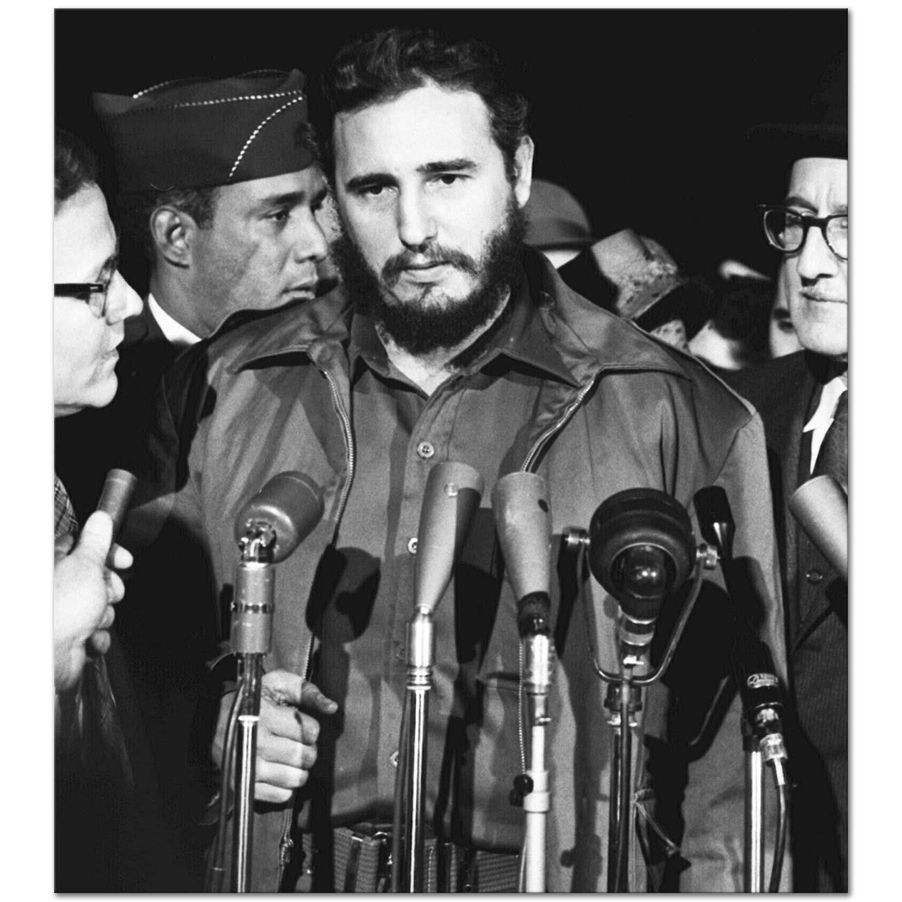 Fidel Castro Art Print