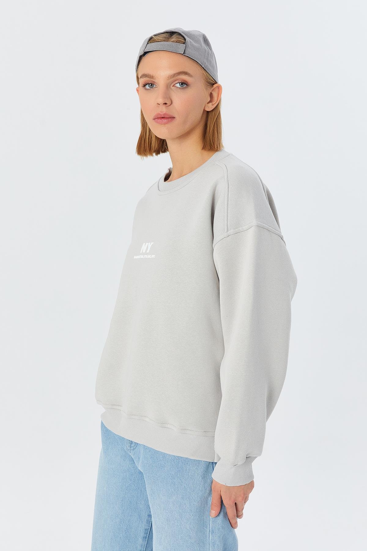 Kabartma Baskılı Sweatshirt GRI