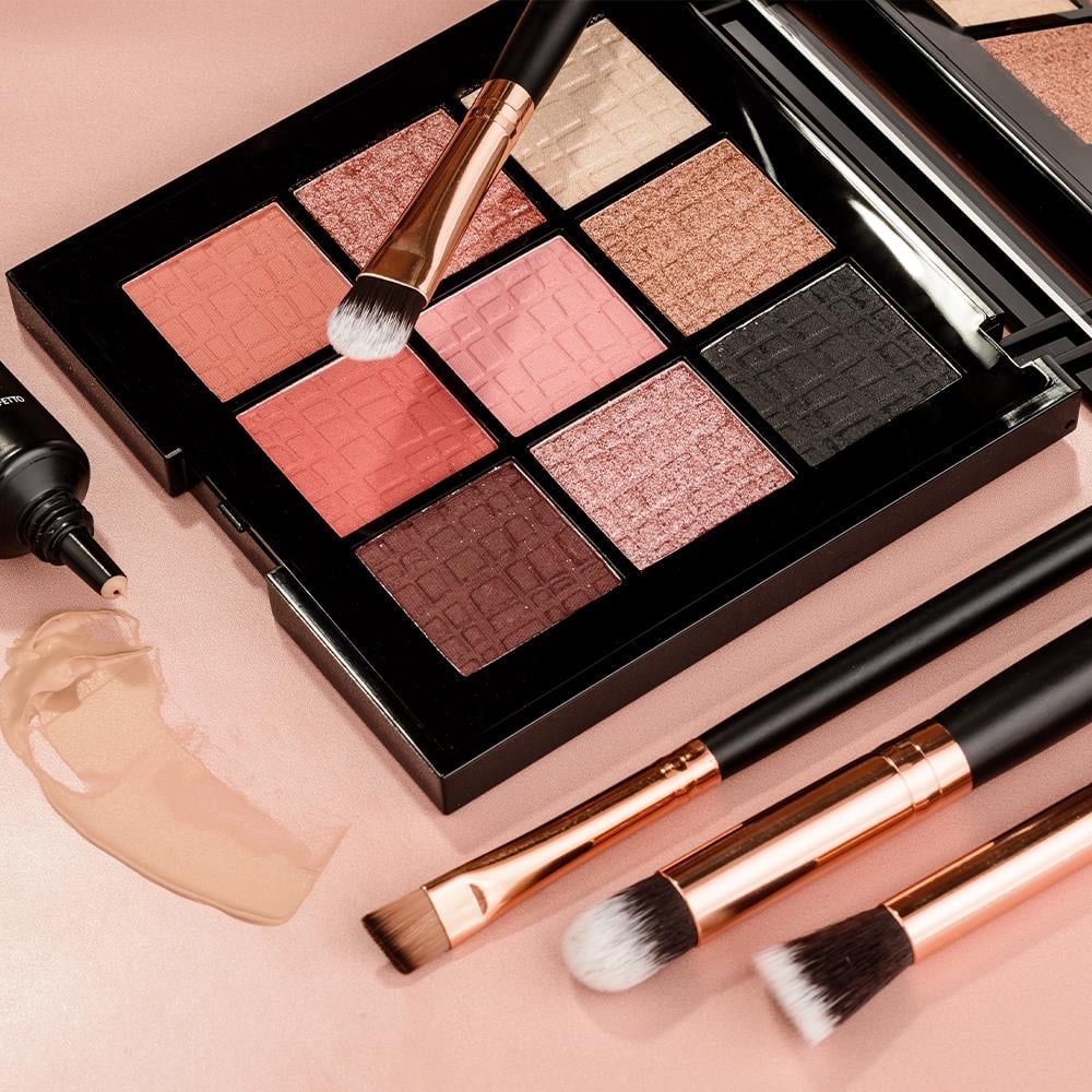 GLAM EYESHADOW PALETTE- HOT SMOKEY 
