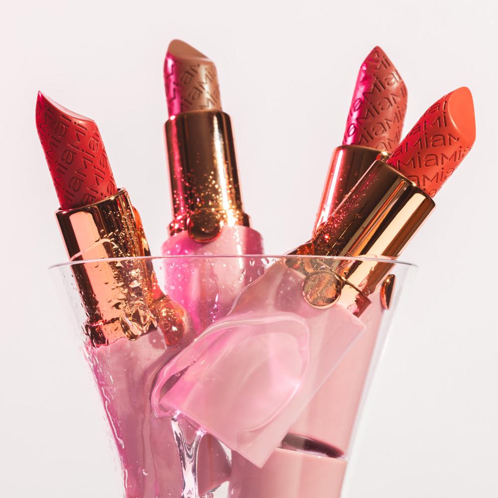 WET FLOW RICH & SHINE LIPSTICK ZENGIN VE PARLAK RUJ