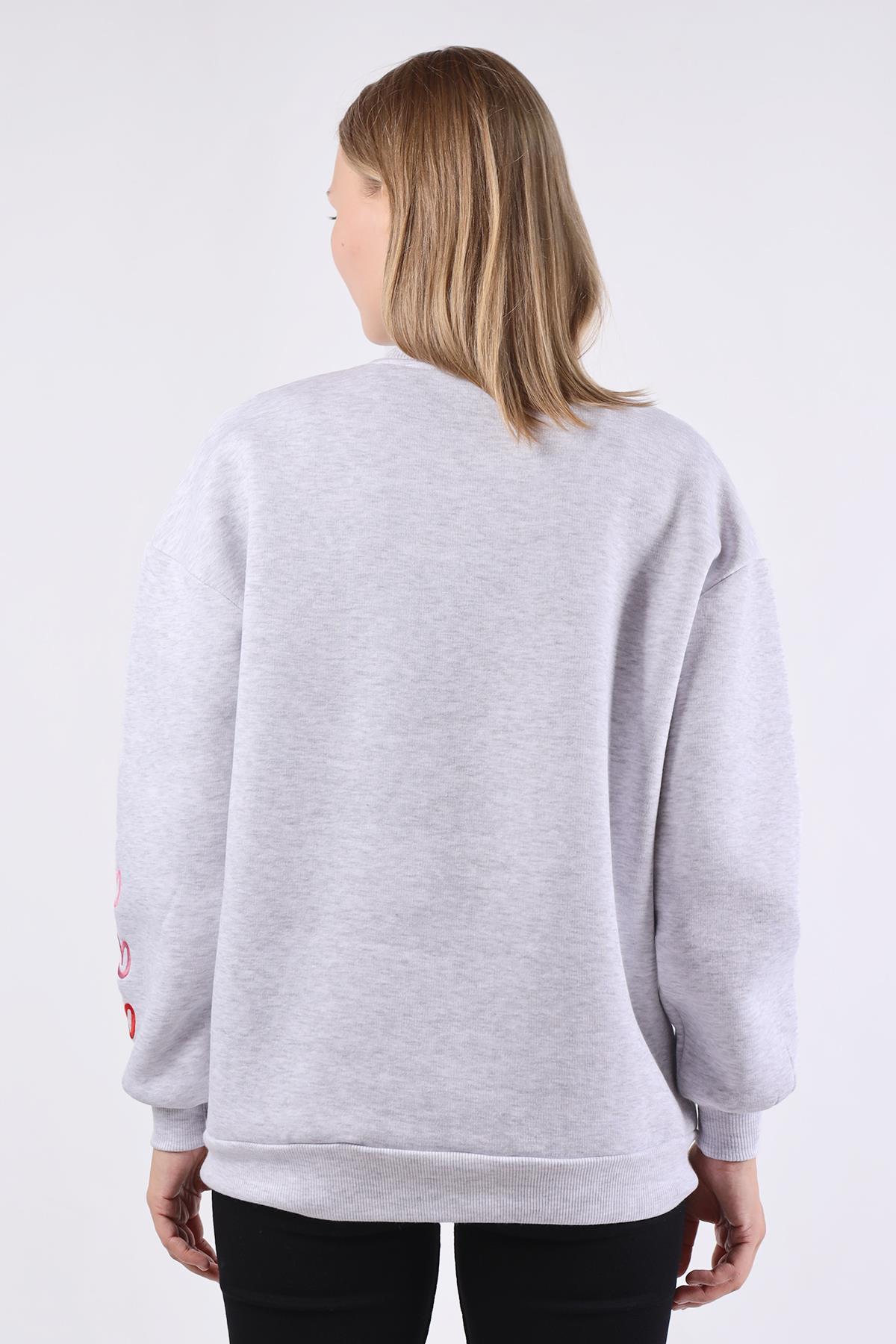 9175M Bisiklet Yaka Kalp Nakışlı Sweat Gri