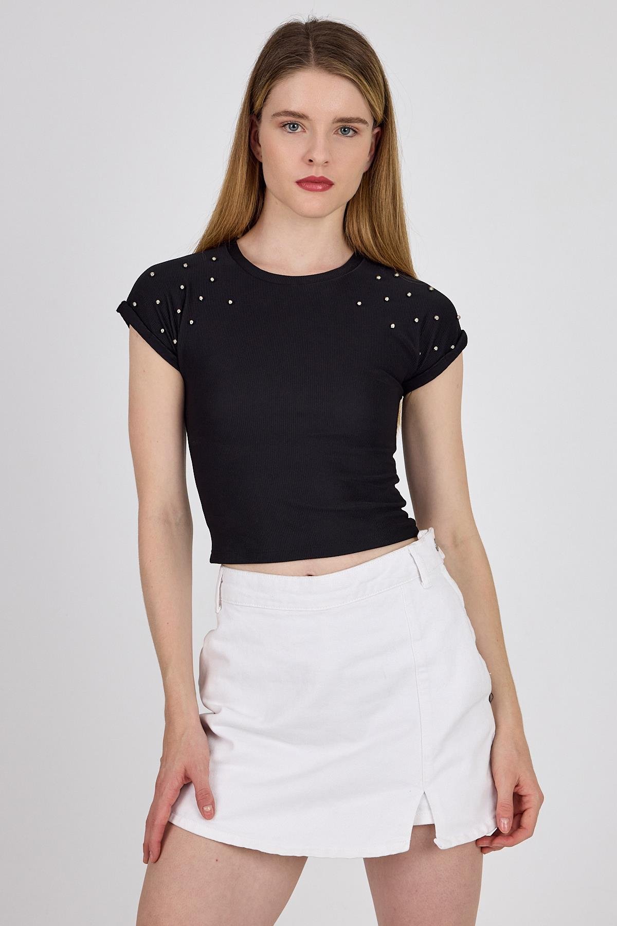 Siyah Omuz Boncuk Detaylı Slim Fit Crop Tişört 9208M