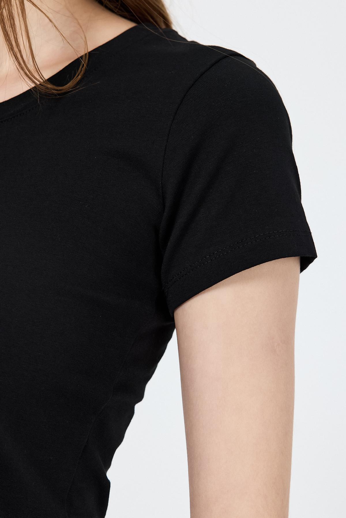 Siyah Slim Fit Bisiklet Yaka Kısa Kollu Tişört 2214