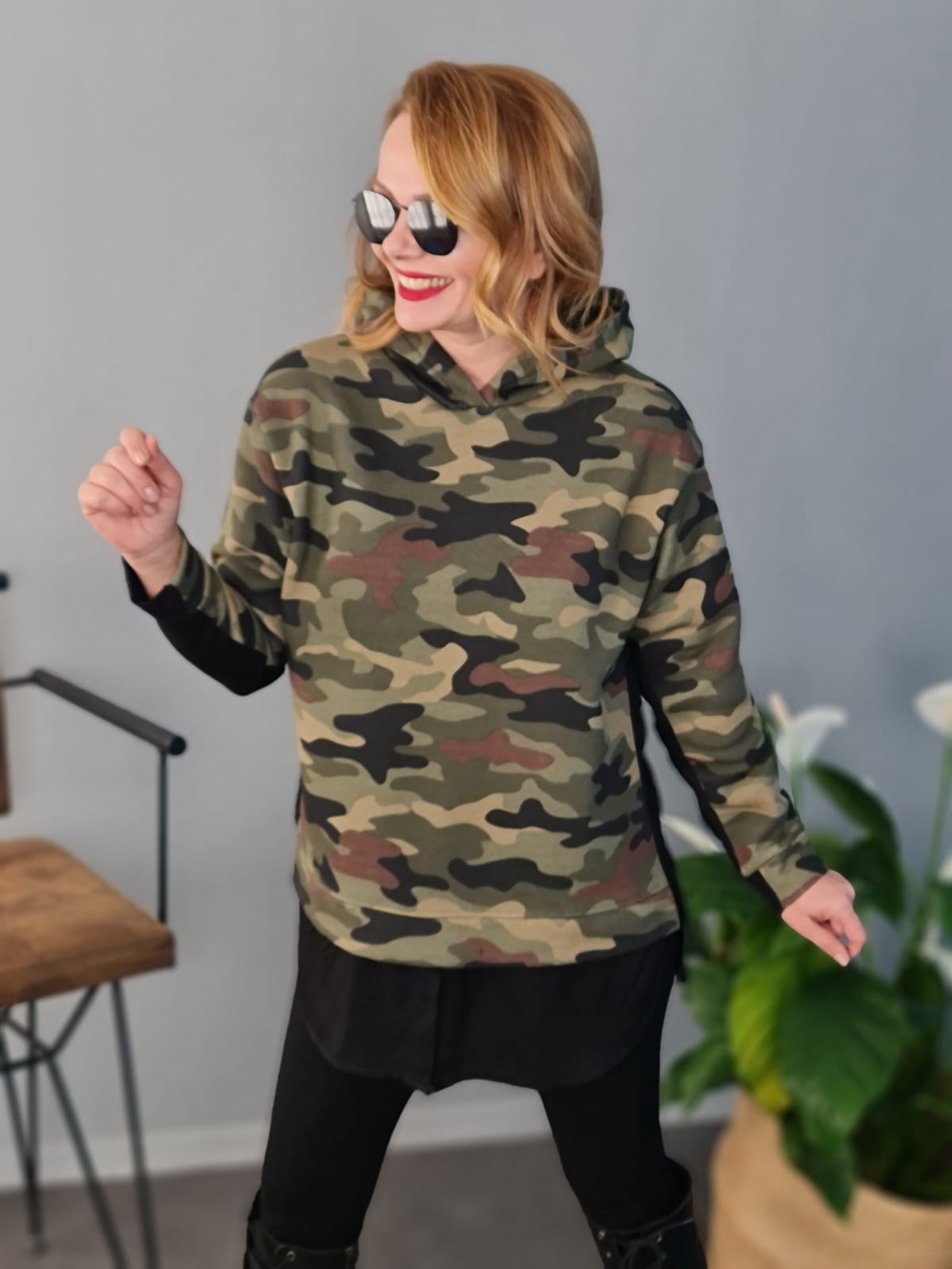 FELİX9436 Kapüşonlu Sırtı Siyah Kamuflaj Sweatshirt