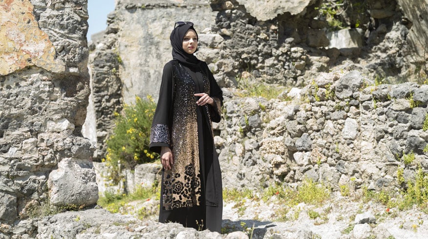 Büyük Beden Tesettür Abaya Modelleri ve Fiyatları