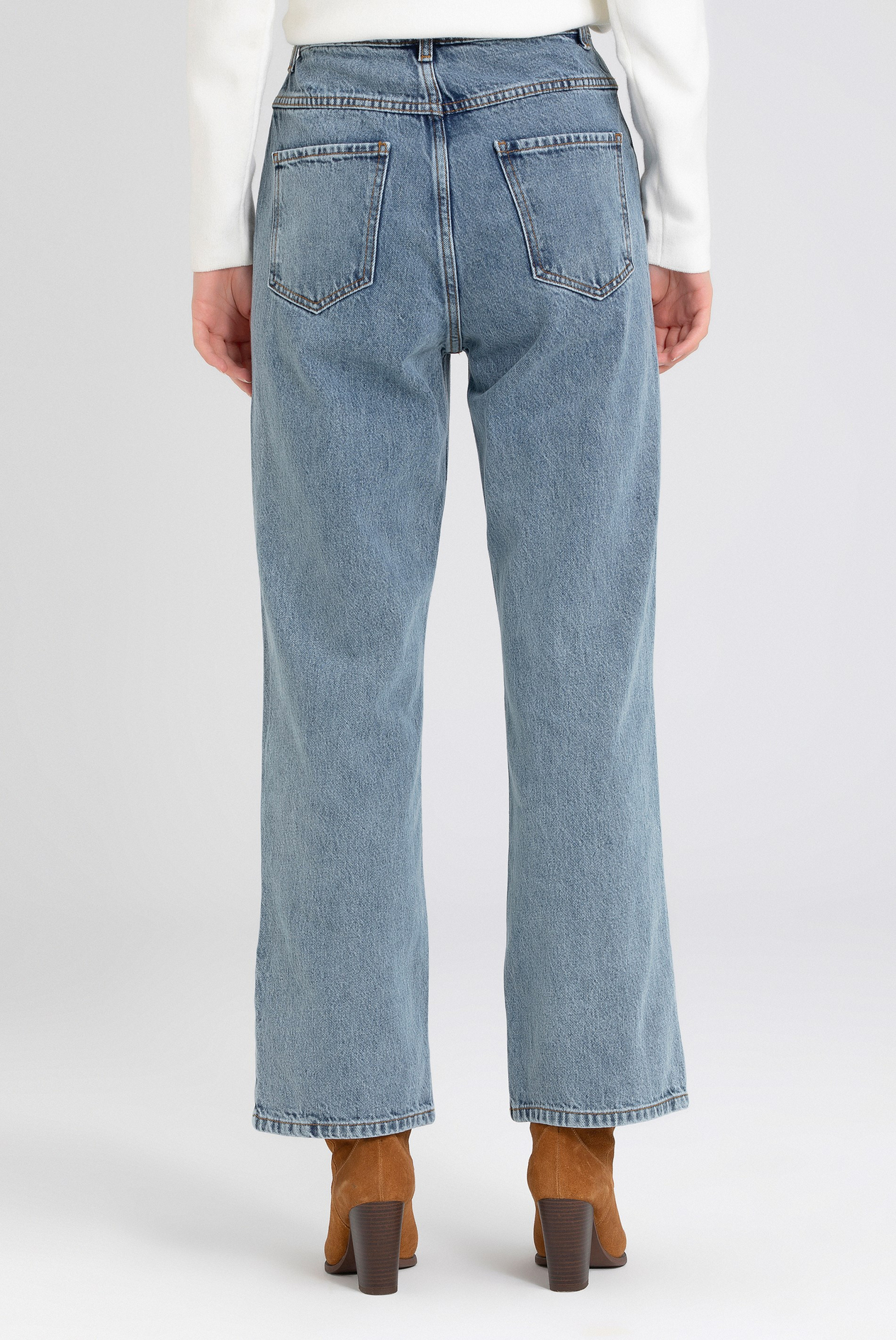  Rahat Kesim Düz Paça Vintage Yıkama Jean