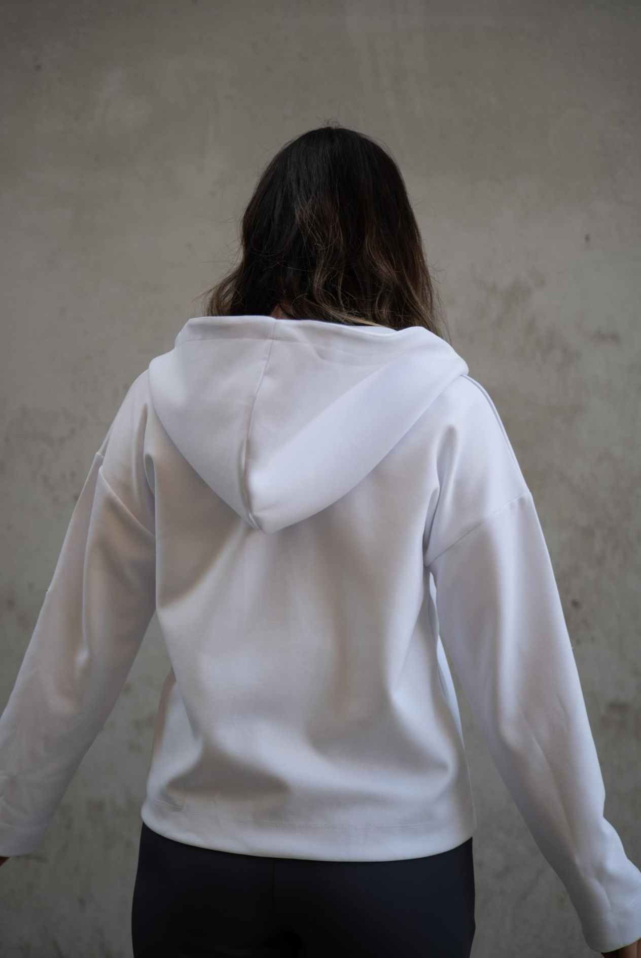 Kadın Kapüşon Yaka Sweatshirt
