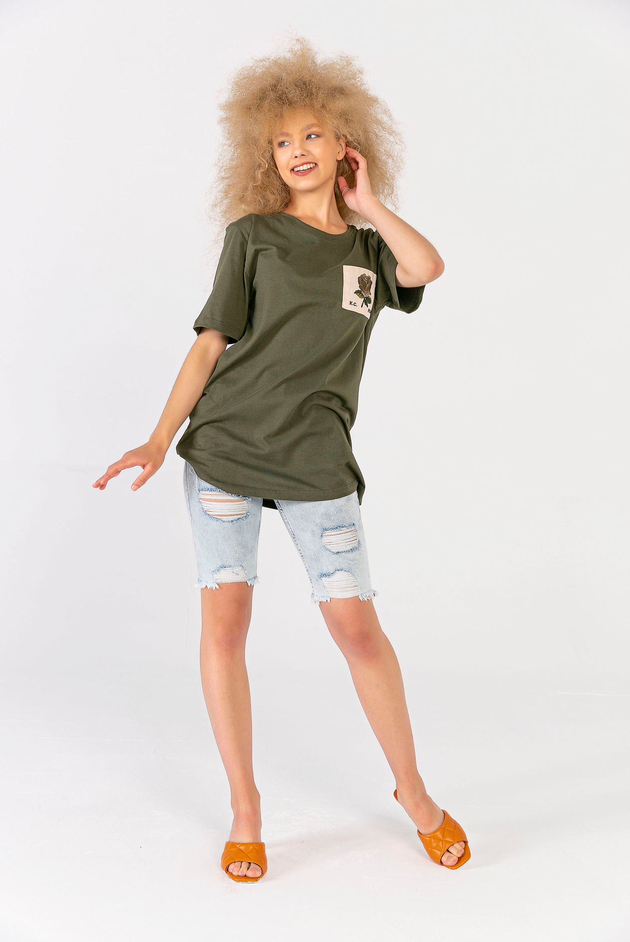 Melanj Gül Yamalı T-Shirt
