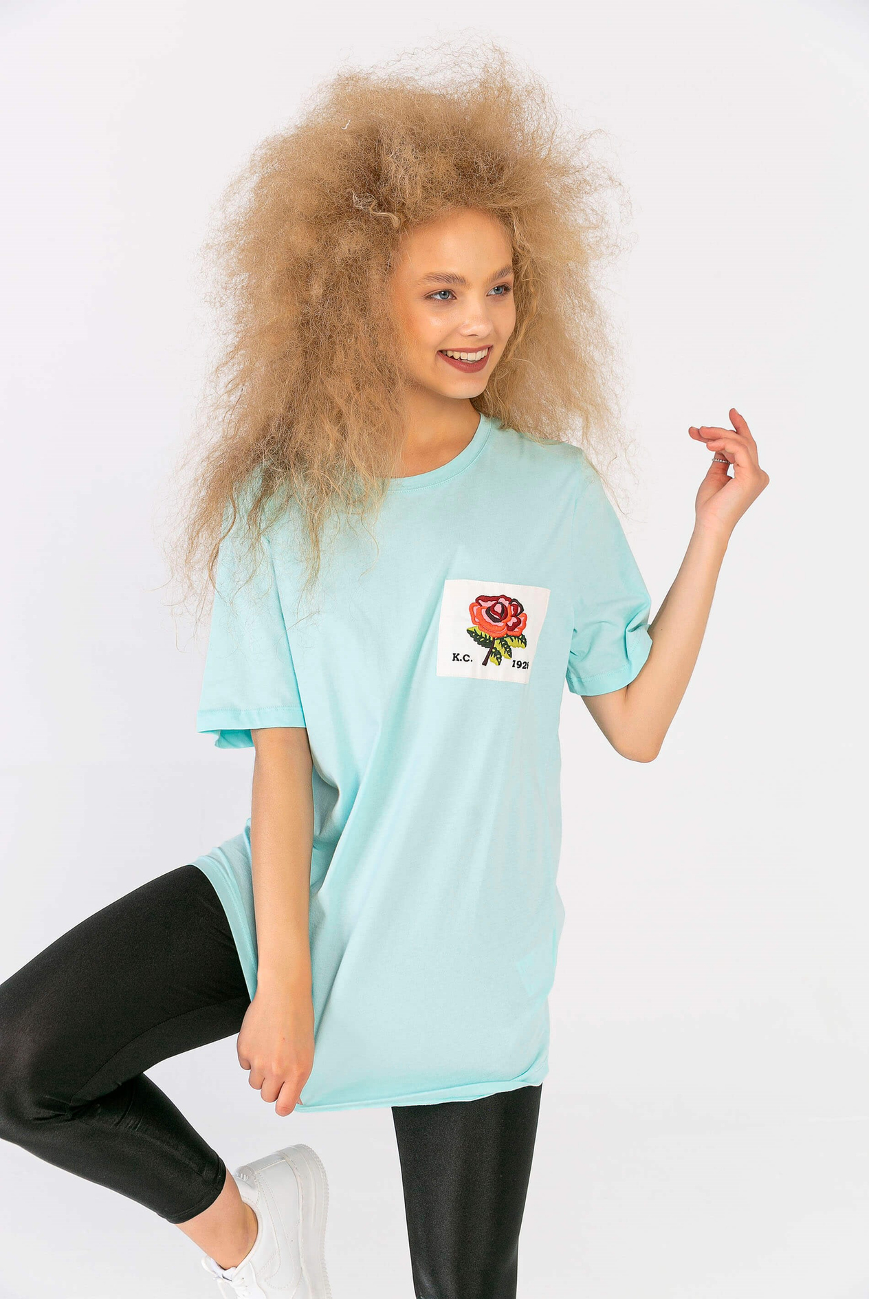 Melanj Gül Yamalı T-Shirt