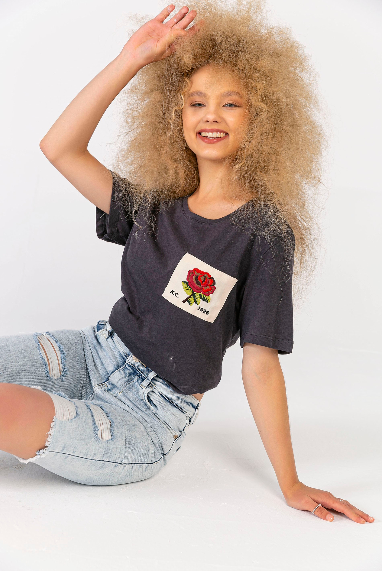 Melanj Gül Yamalı T-Shirt